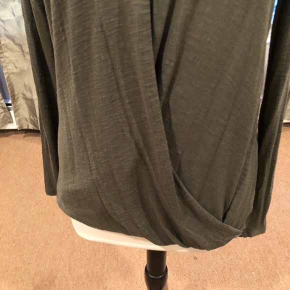 Olive blouse - Picture 4 of 4